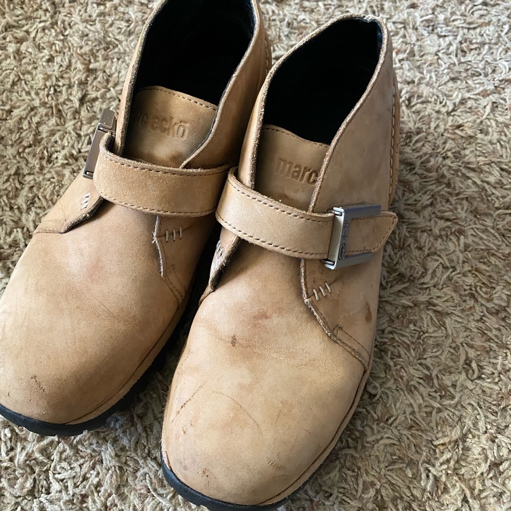 Marc Ecko mens size 9.5 boots